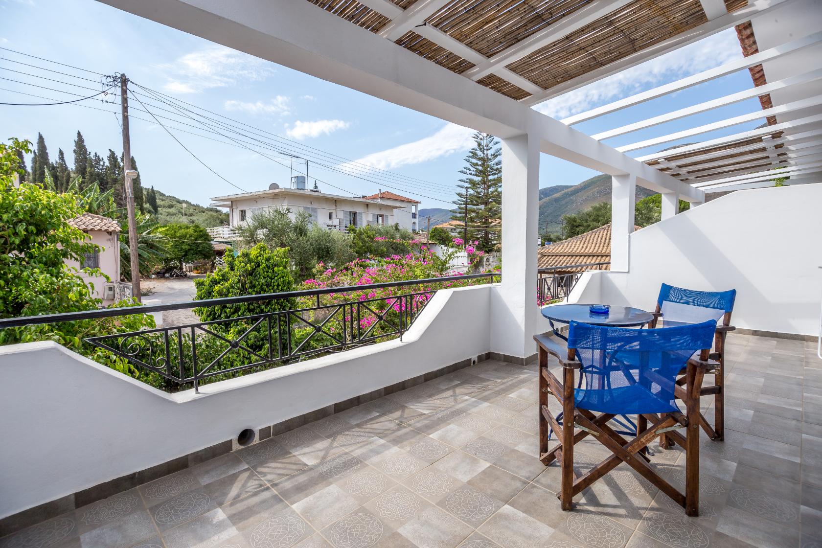 family room to konaki