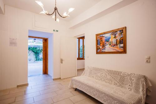 alikes alykes to konaki Zakynthos