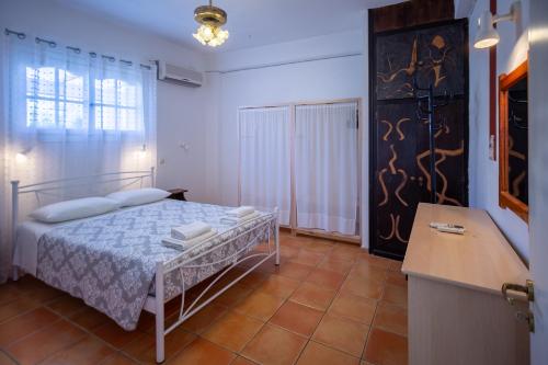 alikes alykes to konaki Zakynthos